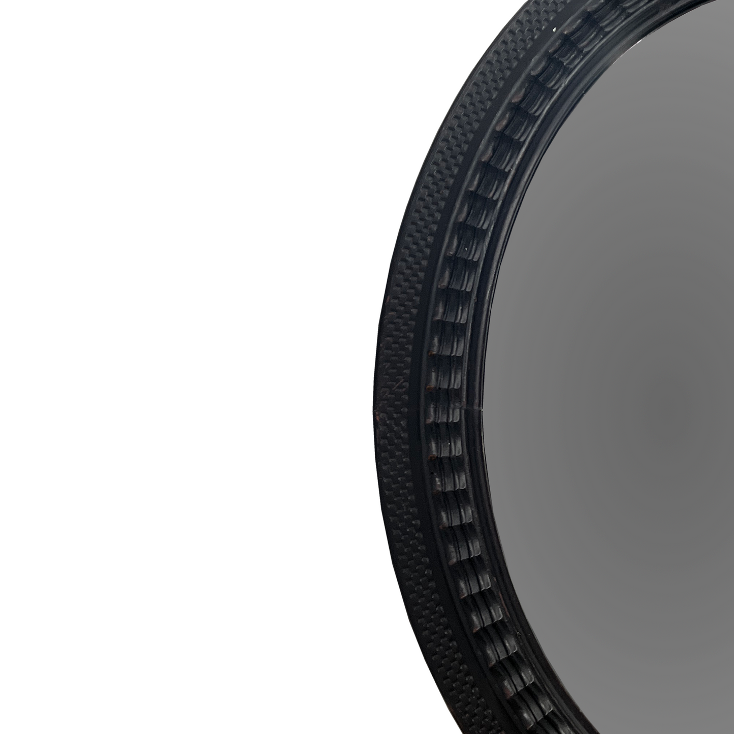 Side view showing inverted profile of 1930s Italian oval mirror frame