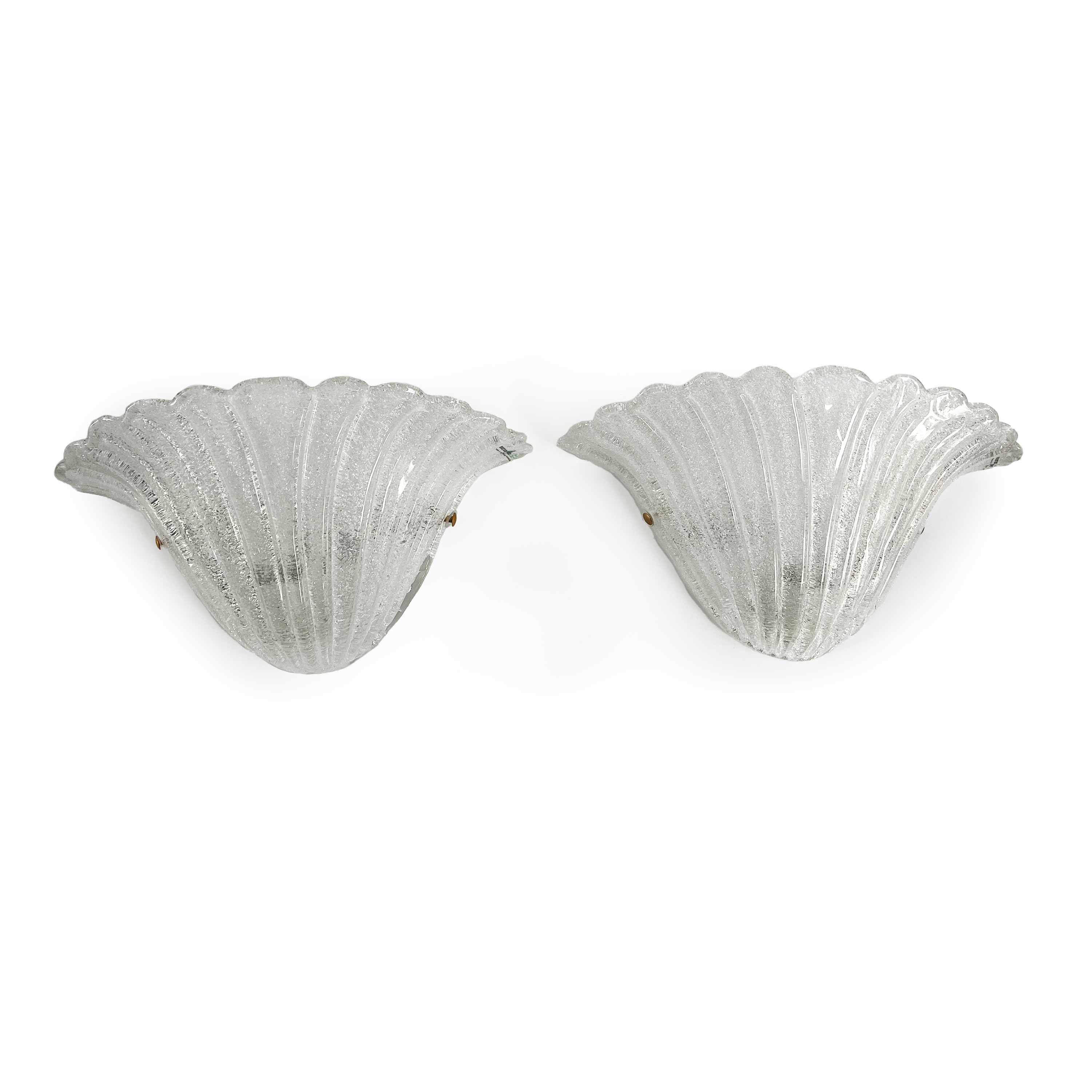 Pair of vintage Murano crystal dew shell shaped sconces with Art Deco influenced glass work