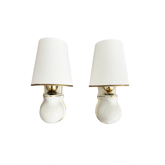 Pair of 1970s Italian white ceramic wall lights with gold trim and linen shades